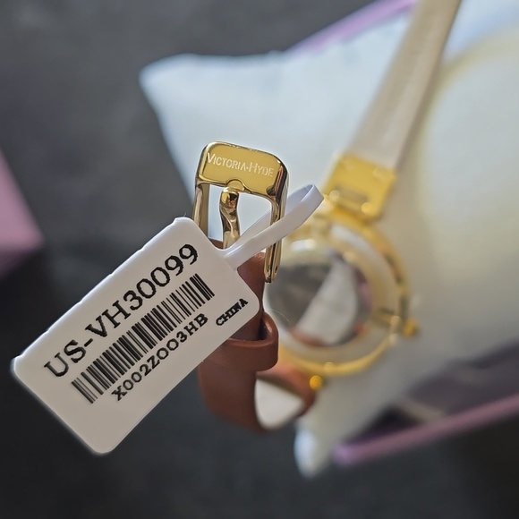 VICTORIA HYDE LONDON Ladies SPARKLE STAR Quartz  Watch NEW WITH TAGS AND BOX - Picture 11 of 13